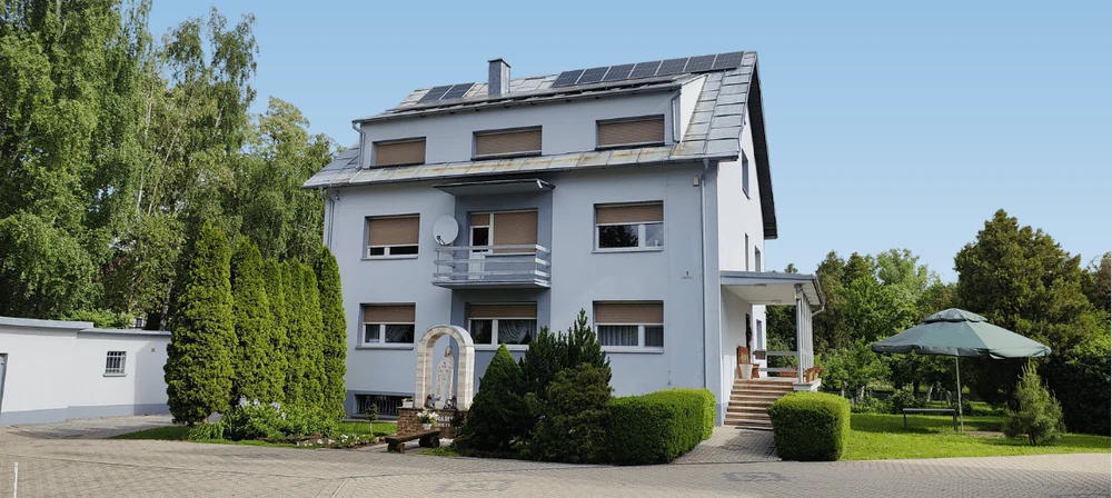 Plebania Parafii NMP Królowej Świata w Rogach